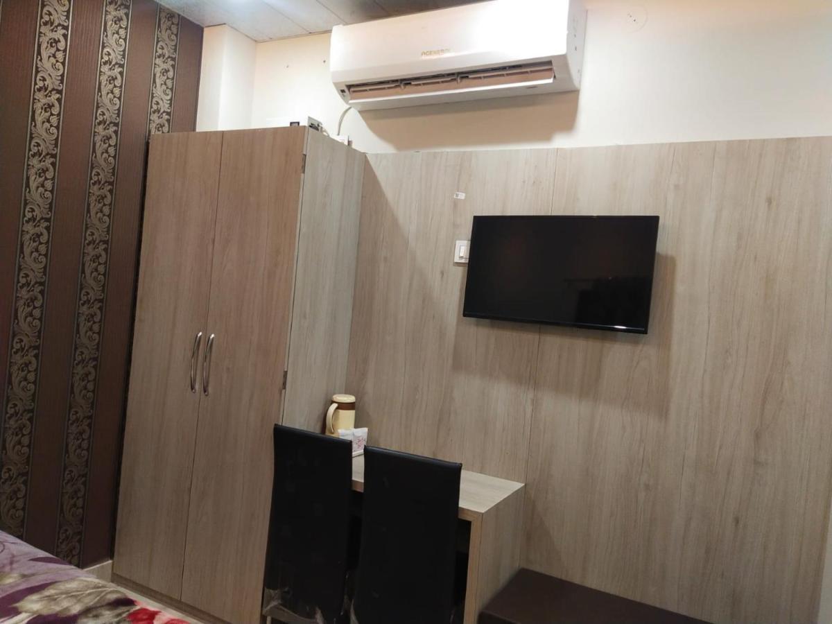 Hotel Gateway Kailash Waranasi Zewnętrze zdjęcie