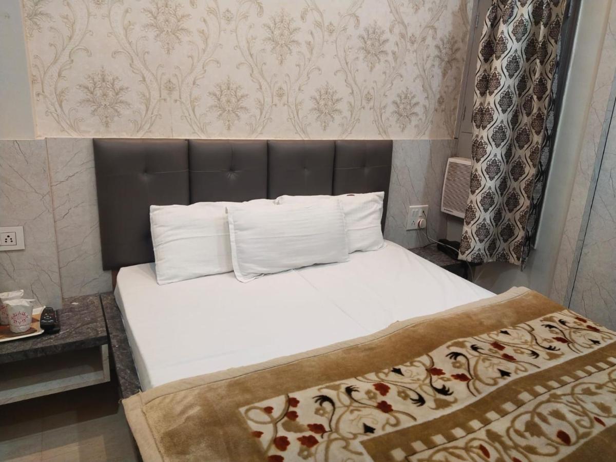 Hotel Gateway Kailash Waranasi Zewnętrze zdjęcie