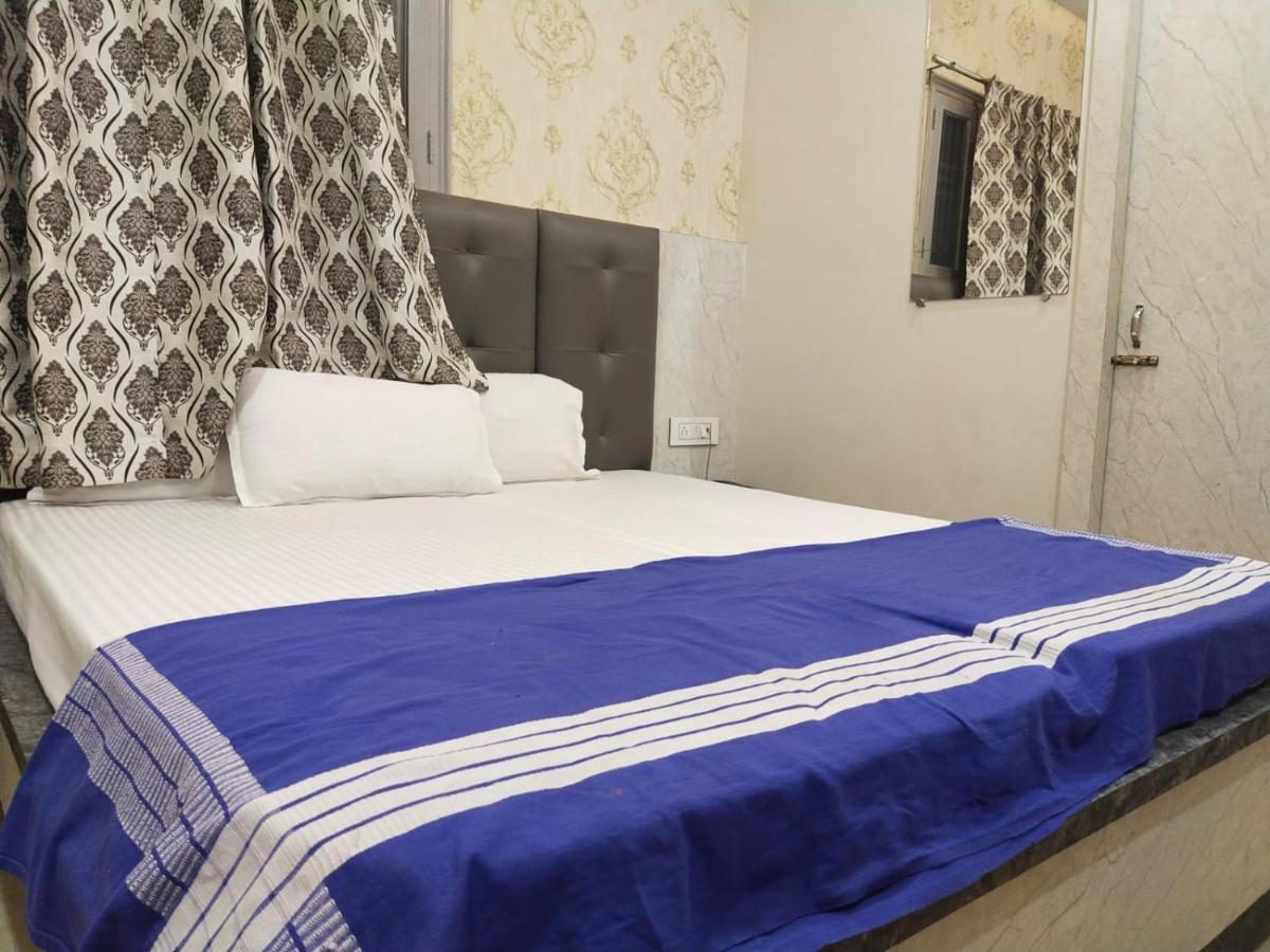 Hotel Gateway Kailash Waranasi Zewnętrze zdjęcie