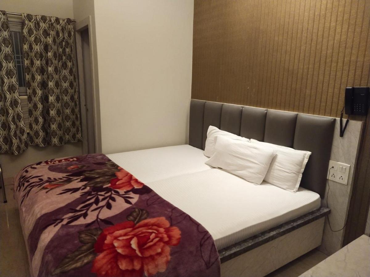 Hotel Gateway Kailash Waranasi Zewnętrze zdjęcie