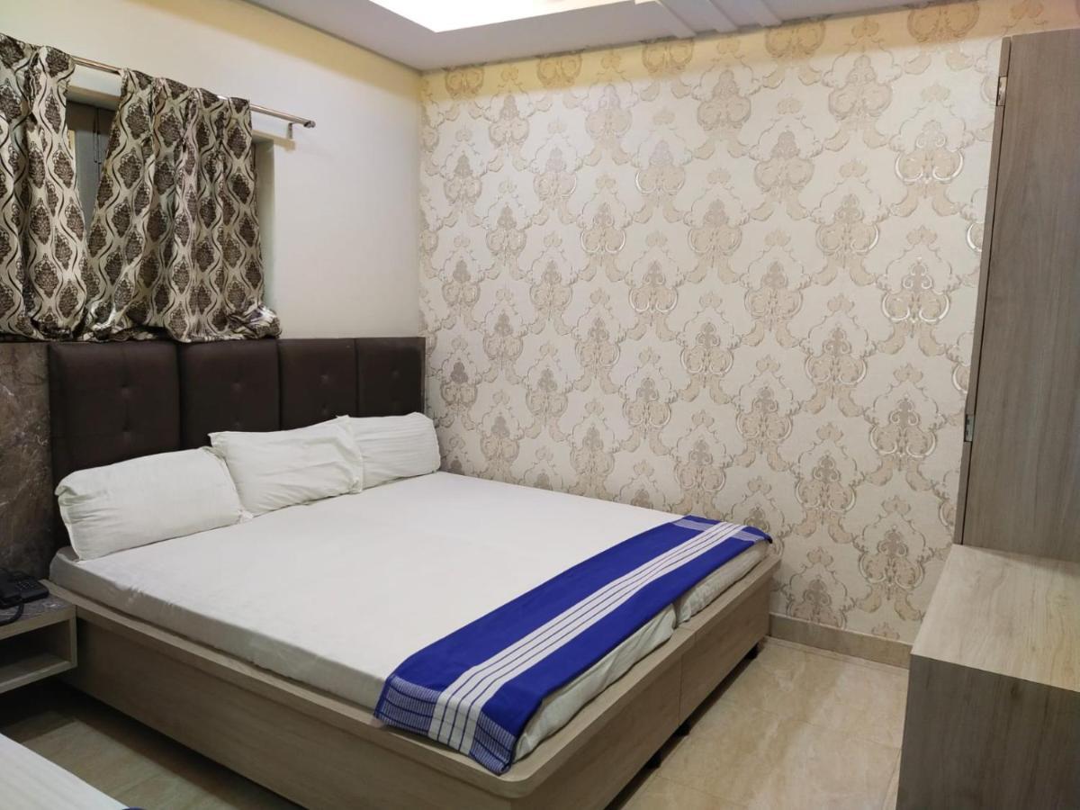 Hotel Gateway Kailash Waranasi Zewnętrze zdjęcie