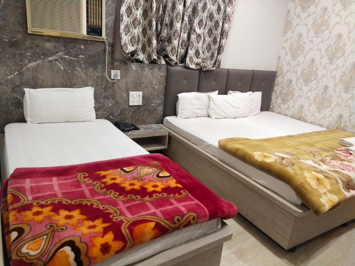 Hotel Gateway Kailash Waranasi Zewnętrze zdjęcie