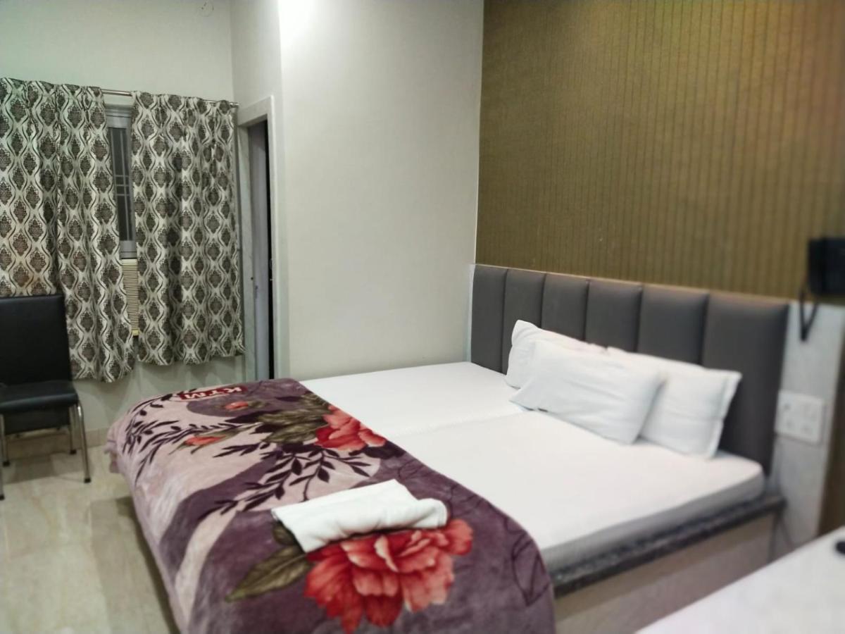 Hotel Gateway Kailash Waranasi Zewnętrze zdjęcie