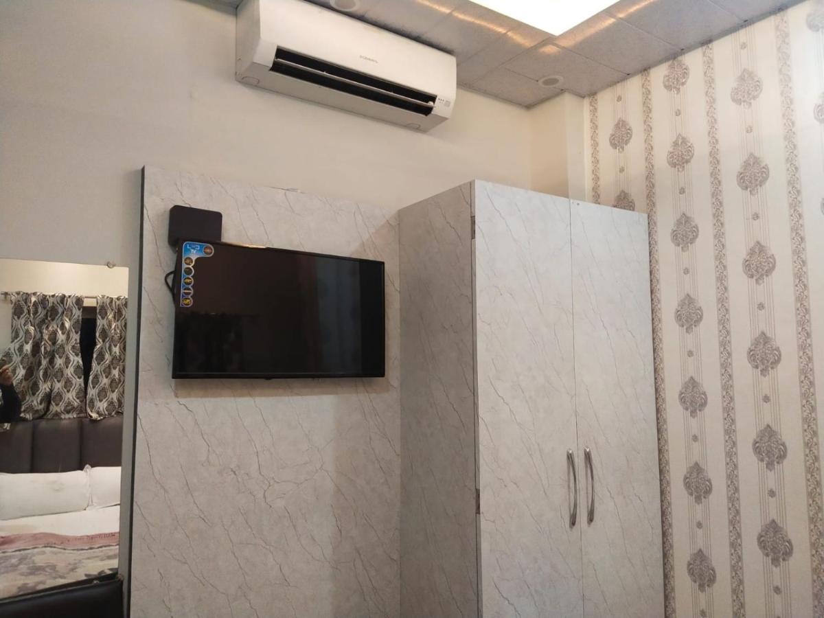 Hotel Gateway Kailash Waranasi Zewnętrze zdjęcie